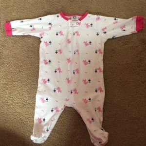 Gerber zip up sleeper size 0-3 months